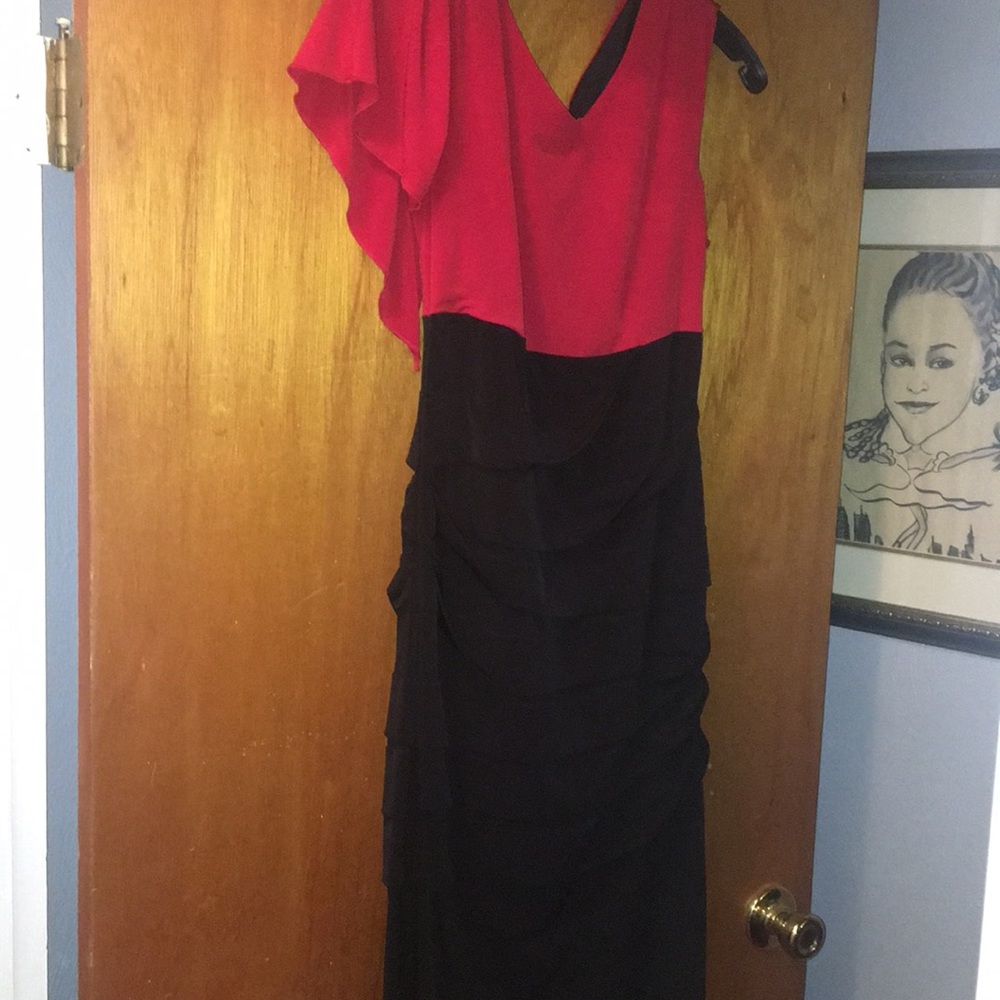 Semi Formal Cocktail Bodycon Ruffle Dress